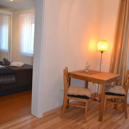 Gastezimmer Gerlinde 3* Schwarzau am Steinfelde