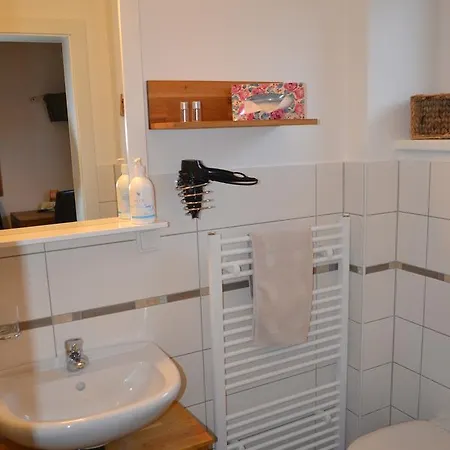 فندق مبيت وإفطار Gastezimmer Gerlinde 3*