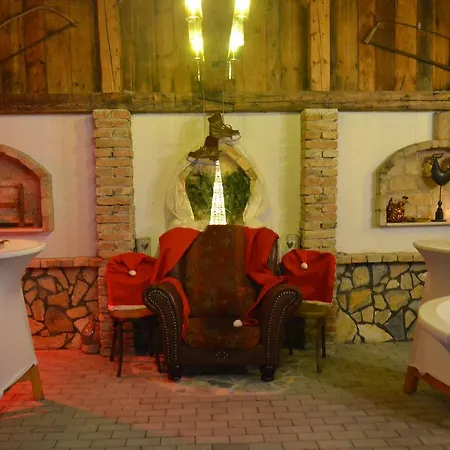 Gastezimmer Gerlinde فندق مبيت وإفطار Schwarzau am Steinfelde