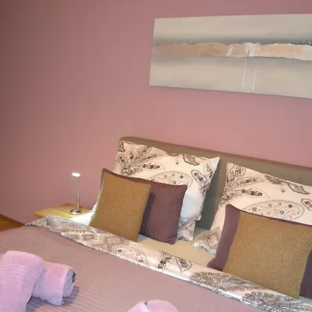 Gastezimmer Gerlinde فندق مبيت وإفطار Schwarzau am Steinfelde
